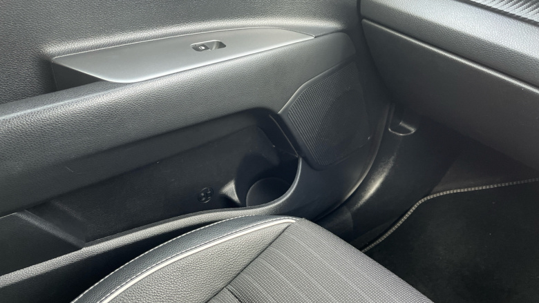 Kia Stonic 1.0T GDi 48V GT-Line S 5dr DCT Petrol Estate